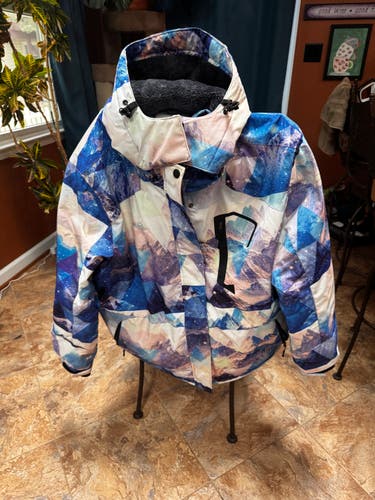 Wantdo purple, blue and pink mountainscape Women's XXXL Jacket (Used 1 season)
