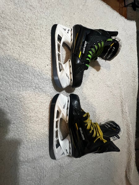Bauer Supreme M5 Pro Hockey Skates 6 (Used)