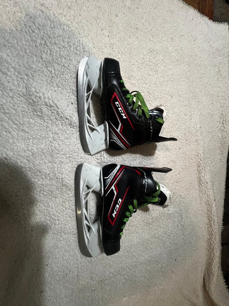 CCM JetSpeed FT340 Hockey Skates Size 1 (Used)