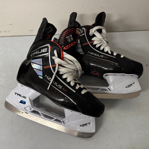 True HZRDUS 9X Hockey Skates Regular Width 9 (Used)