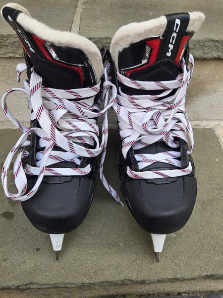 CCM EFLEX 6.9 Hockey Goalie Skates Regular Width 6 (Used)