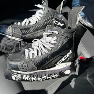 CCM AS-V Pro Hockey Skates 11 (Used)