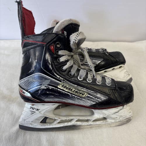 Int Size 5 Bauer Vapor X800 Ice Hockey Skates