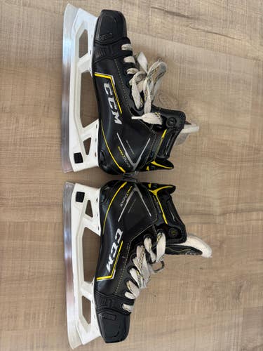 CCM Super Tacks 9380 Hockey Goalie Skates Size 5.5 (Used)
