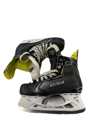 Used Bauer IGNITE Junior Hockey Skate Junior 05.5 11769-S000029153