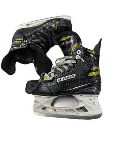 Used Bauer SUPRME ELITE Junior Hockey Skate Junior 02.5 11769-S000029151