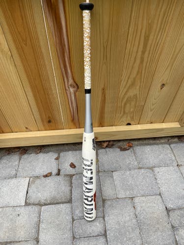 2025 DeMarini Lady cartel Hybrid Bat 26 oz 34" (Used)