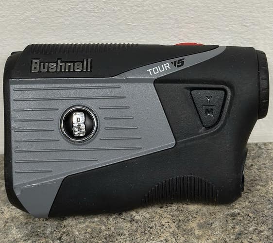 Bushnell Tour V5 Golf Laser Rangefinder - Works Great!