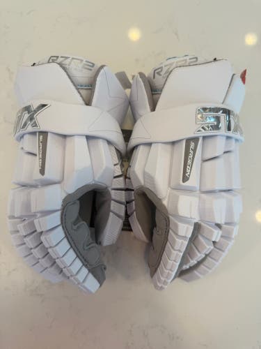 STX Surgeon RZR2 Lacrosse Gloves Medium (New)