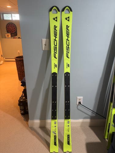 Fischer RC4 World Cup SL 165 cm Racing Skis (Used)- WITHOUT BINDINGS
