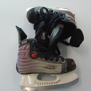 Bauer Hockey Skates Size 1 (Used)