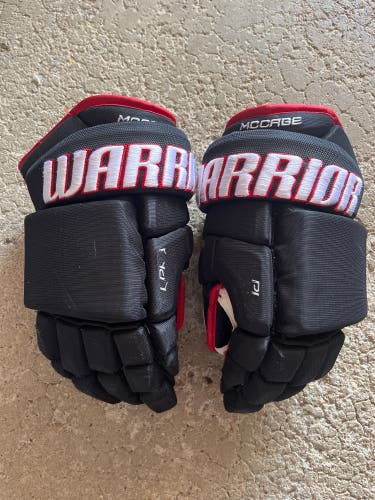 Warrior Alpha Pro Stock Hockey Gloves 13" Chicago Blackhawks