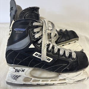 Senior Size 7 Bauer Supreme Power 8000 Ice Hockey Skates