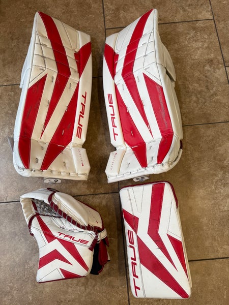 28" 2024 True Catalyst SE Regular Goalie Full Set (Used Only 1 Season) Paid $800