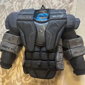 Medium Bauer Elite Goalie Chest Protector (Used)