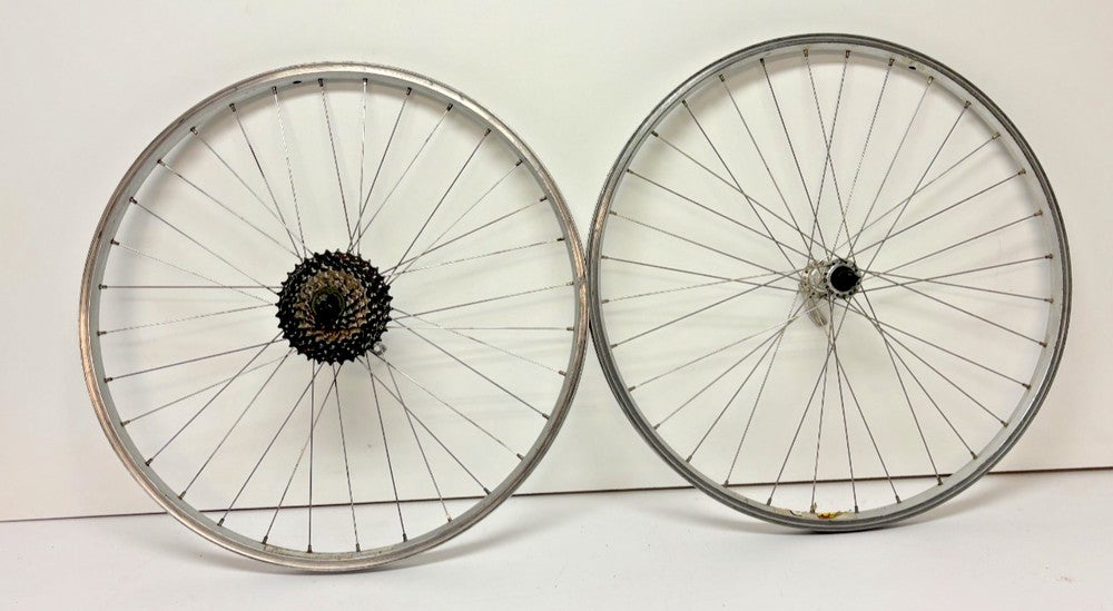 Weinmann AZAC 19 8-Speed 32-Spoke Aluminum 26" Wheelset Shimano MC18/12 Hubs