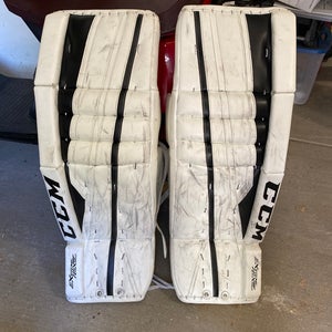 34" CCM Extreme Flex II 860 Goalie Leg Pads (Used)