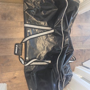 Tour black wheeled Goalie Bag (Used)