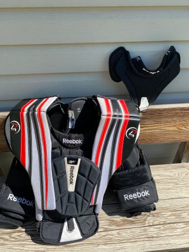 Small Reebok P4 Goalie Chest Protector (Used)