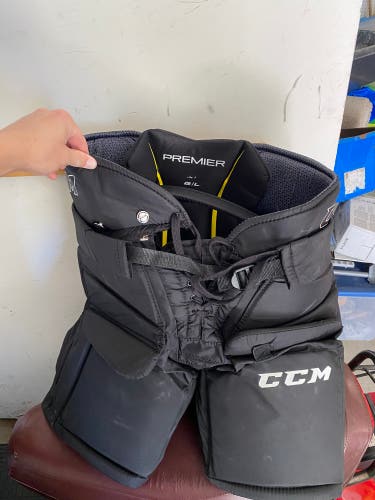 Large CCM Premier Goalie Pants (Used)