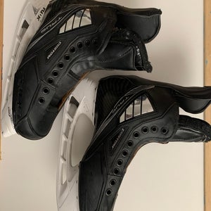 Joe Pavelski pro stock True Skates Regular Width 8 (Used)