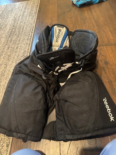 Youth XL Reebok Hockey Pants (Used)