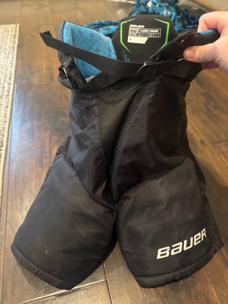 Youth Large Bauer Hockey Pants