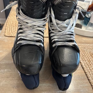 2024 Bauer Supreme Mach Hockey Skates Regular Width (Fit-2) size 10 (Used)