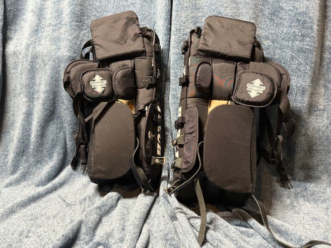 Medium Itech Goalie Leg Pads (Used)