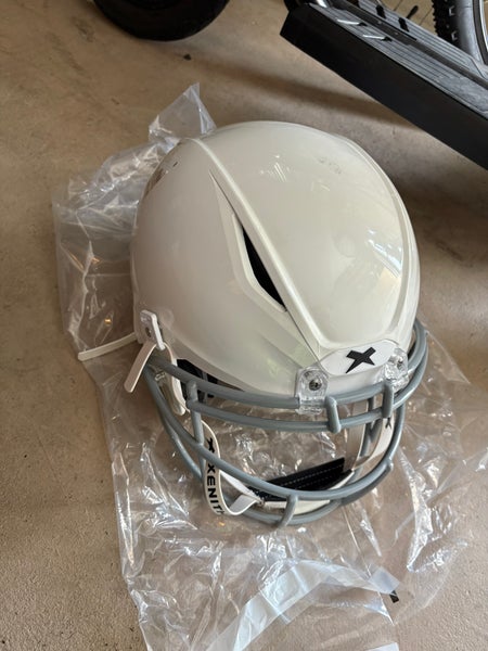 Large Youth Xenith Shadow Helmet (New)