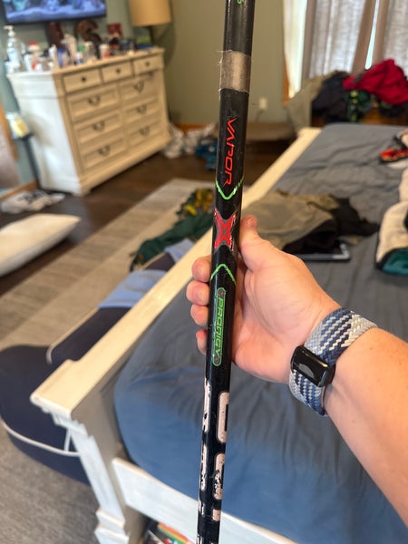 Youth Bauer Vapor X Pro Left Hand Hockey Stick P92 (Used)
