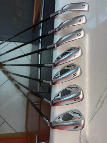 Men's Ping G430 Right Handed Iron Set Regular Flex Graphite Shaft (Used)