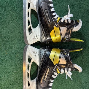 Bauer Supreme 3S Hockey Skates Size 3.5  (fit 2) (Used)