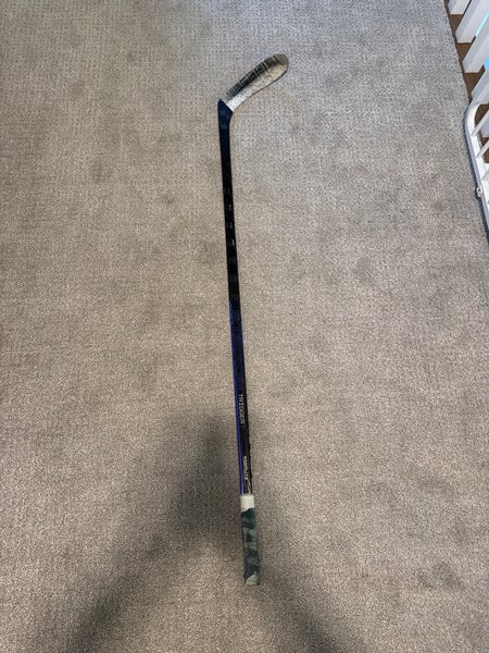Junior CCM RibCor Trigger 7 Pro Right Handed Hockey Stick P28 (Used)
