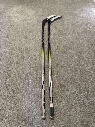 2 Bauer Vapor Hyperlite 2 Left Hand Hockey Stick P28 (Used)