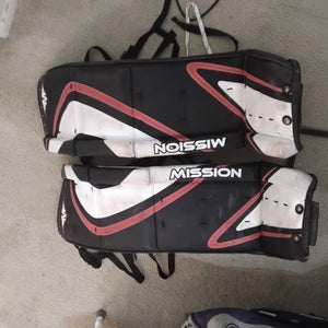 2011 36" Mission Goalie Leg Pads (Used)