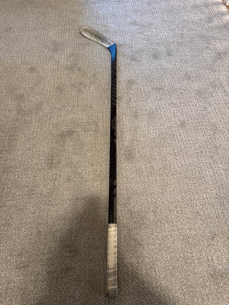 Junior Warrior Covert QR6 pro Left Hand Hockey Stick P28 (Used) 40 flex