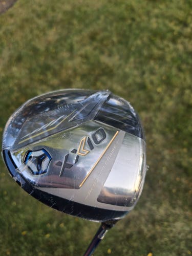 Men's XXIO 13 Right Handed Driver Regular Flex 11.5 Loft (New) - XXIO MP 1300 35g Flex 2321 shaft