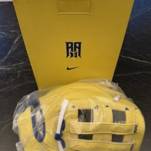 2025 Nike RH Outfield Baseball Glove 12.75"