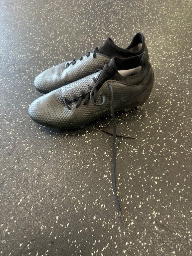 Used Nike PHANTOM GT Soccer Cleats Black Senior 7.5 11849-S000032165