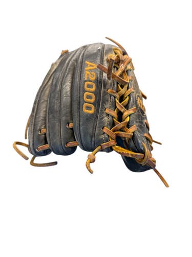 Used Wilson A2000 BB/SB Glove LH Throw Black 11 3/4" 10299-S000301142