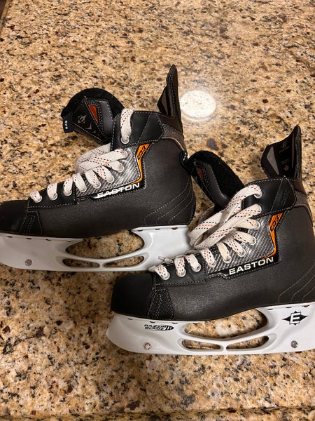 Easton Synergy EQ3 Hockey Skates Regular Width 8 (New)
