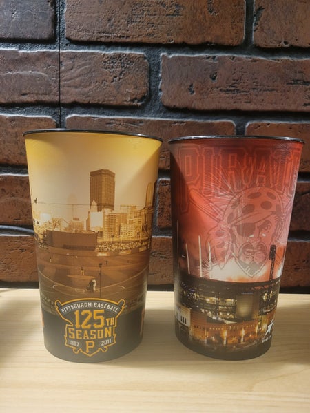 Pair of Pittsburgh Pirates Souvenir Drink Cups