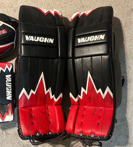31" +2 Vaughn Velocity INT Regular Goalie Full Set (Used)