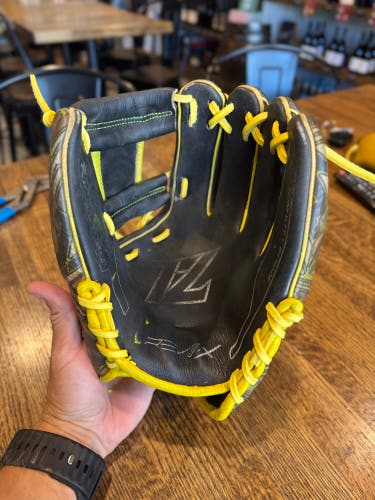 2021 Rawlings REV1X RH Infield Baseball Glove 11.75" (Used)
