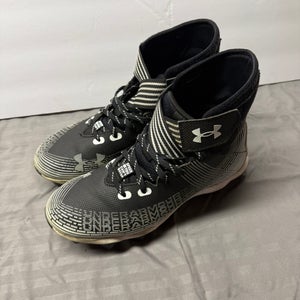 Unisex 6.5Y (Big Kids / Youth) Under Armour High Top Molded Cleats (Used)
