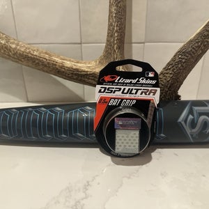 2025 Louisville Slugger Omaha 33.5/30.5 (-3) BBCOR Baseball Bat