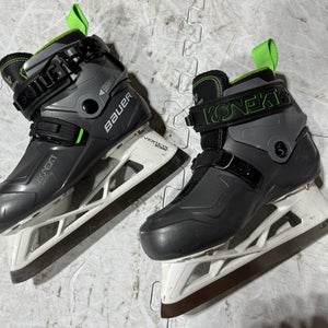 Bauer Konekt Hockey Goalie Skates Regular Width Size 2 (Used)