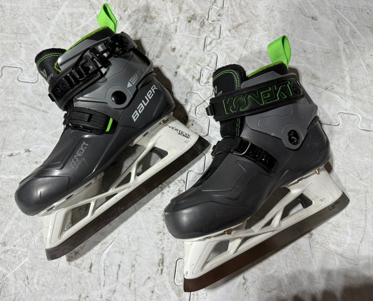 Bauer Konekt Hockey Goalie Skates Regular Width Size 2 (Used)