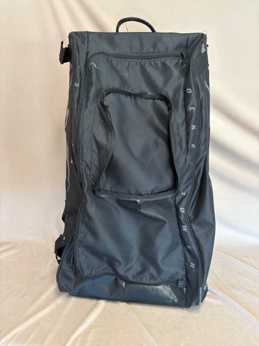 Grit hockey Goalie Bag (Used)